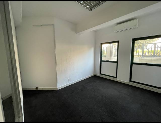 256M² OFFICE TO LET IN RIVONIA